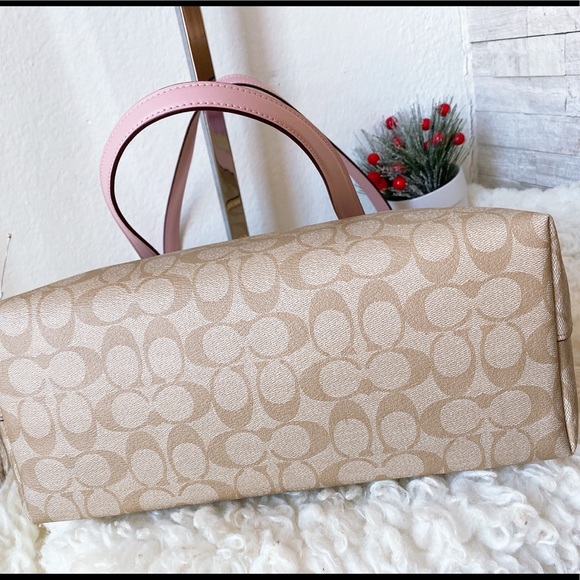 Coach | Bags | Coach Gallery Tote In Signature Canvas | Poshmark